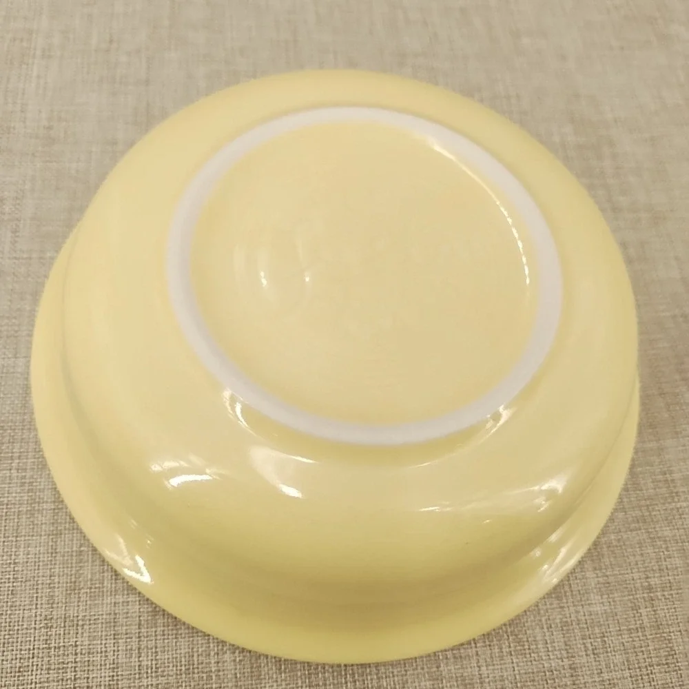 Fiesta Retired Light Yellow Classic Rim Cereal Bowl 6 7/8